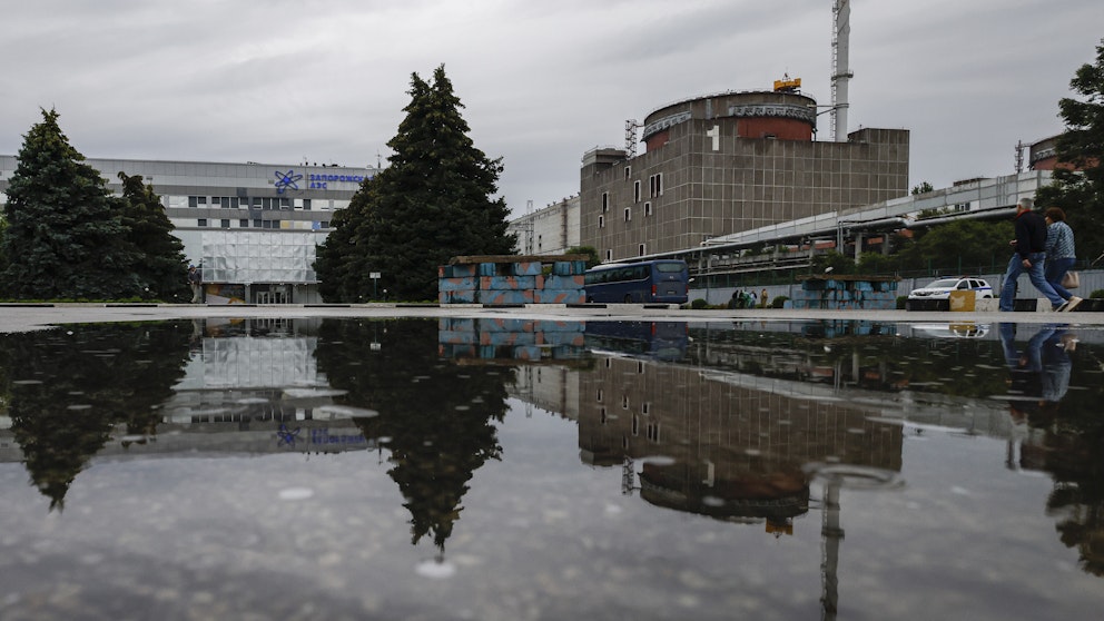 En översiktsbild av kärnkraftverket Zaporizjzja  i Enerhodar från 2023 i södra Ukraina. Foto: Sergei Ilnitsky/EPA