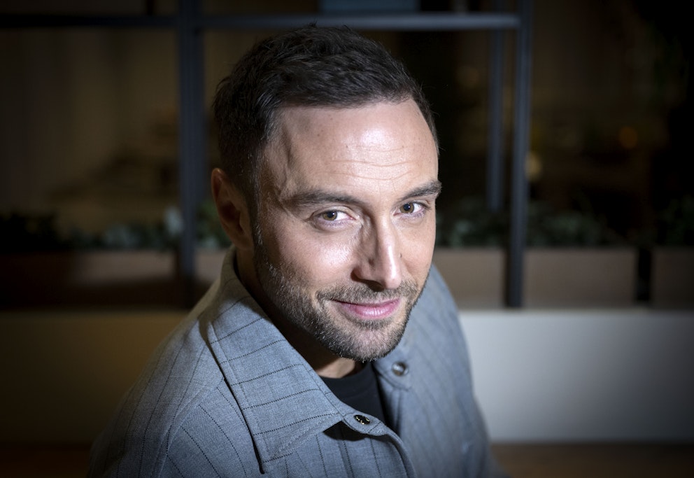 Måns Zelmerlöw tävlar med bidraget "Revolution" under den fjärde deltävlingen i Melodifestivalen. 