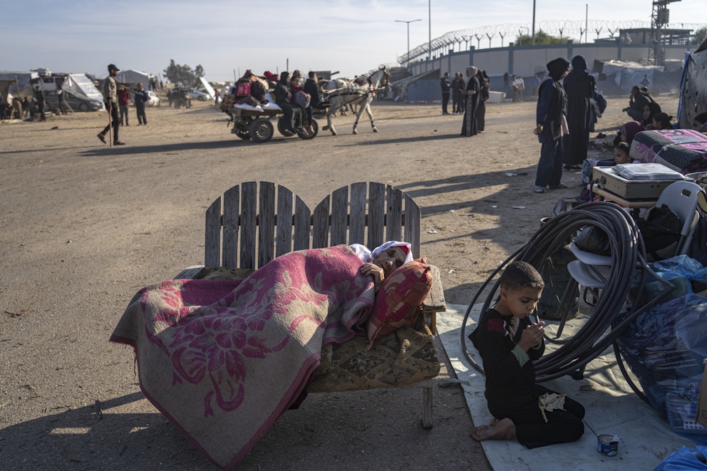 Ett tältläger i Rafah i södra Gazaremsan, måndagen den 4 december. Foto: Fatima Shbair/AP/TT